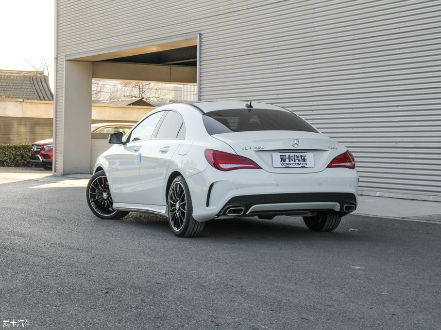 2016YCLA CLA 260 4MATIC