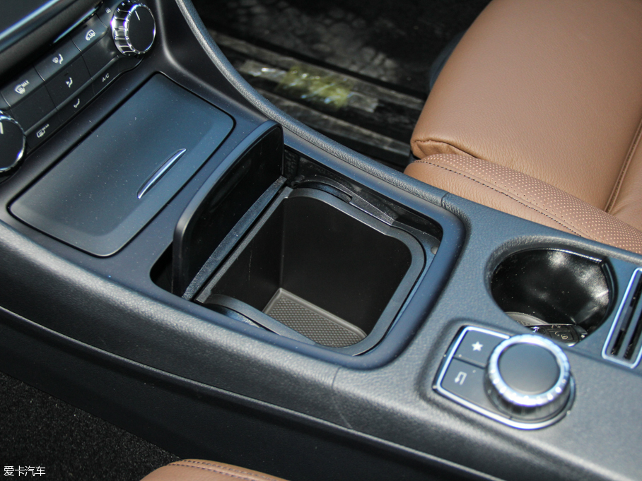 2016YCLA CLA 260 4MATIC