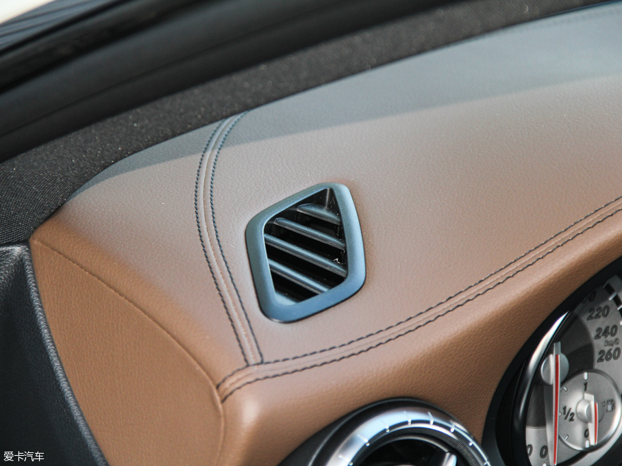 2016��YCLA CLA 260 4MATIC