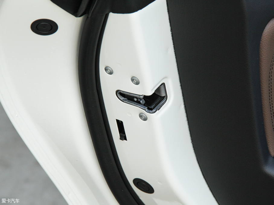 2016YCLA CLA 260 4MATIC