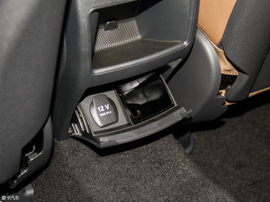 2016YCLA CLA 260 4MATIC