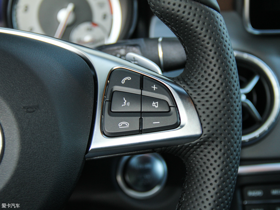 2016YCLA CLA 260 4MATIC