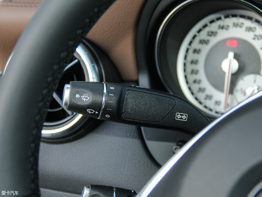 2016YCLA CLA 260 4MATIC