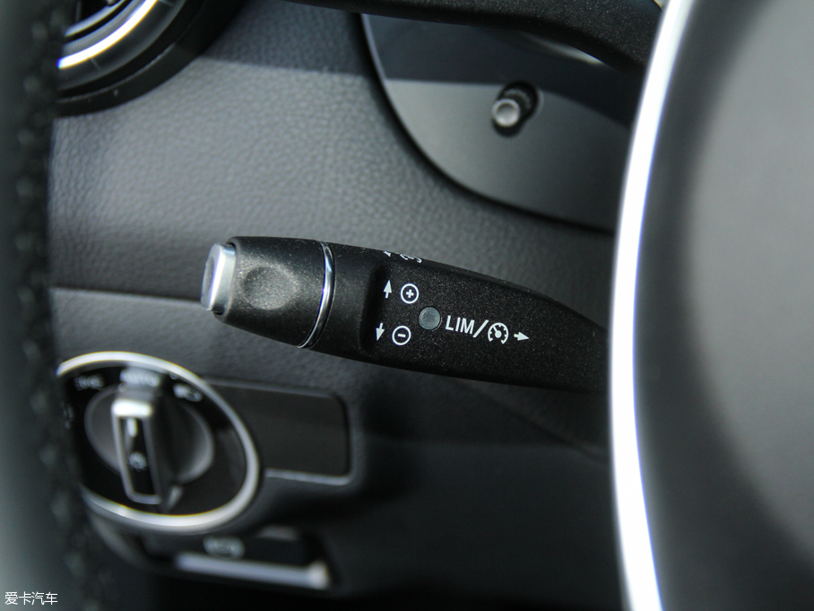 2016YCLA CLA 260 4MATIC