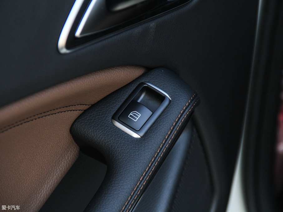 2016YCLA CLA 260 4MATIC