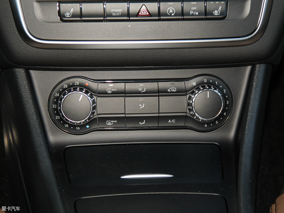 2016YCLA CLA 260 4MATIC