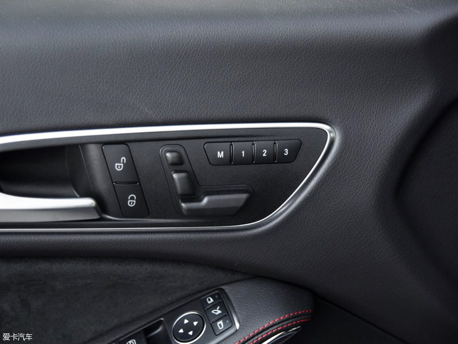 2016YCLA CLA 220 4MATIC