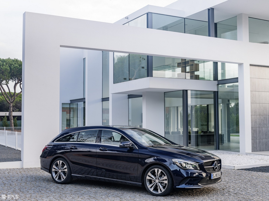 2016YCLA Shooting Brake