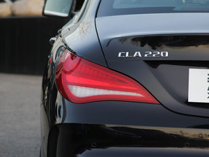 2016CLA 220 4MATIC ^