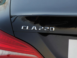 2016CLA 220 4MATIC ^