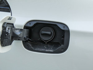 2016CLA 260 4MATIC ^