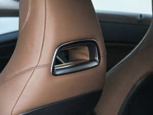 2016��CLA 260 4MATIC ���g����