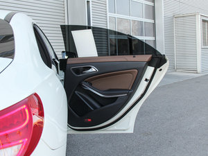 2016��CLA 260 4MATIC ���g����