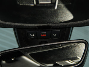 2016��CLA 260 4MATIC ���g����