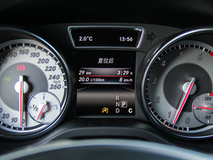 2016��CLA 260 4MATIC �п؅^