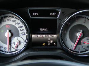 2016��CLA 260 4MATIC �п؅^