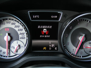 2016��CLA 260 4MATIC �п؅^