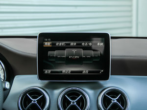 2016��CLA 260 4MATIC �п؅^