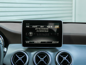 2016��CLA 260 4MATIC �п؅^