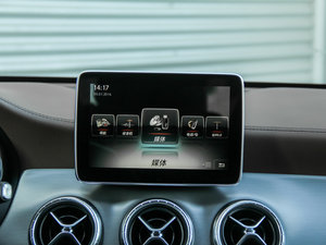 2016��CLA 260 4MATIC �п؅^