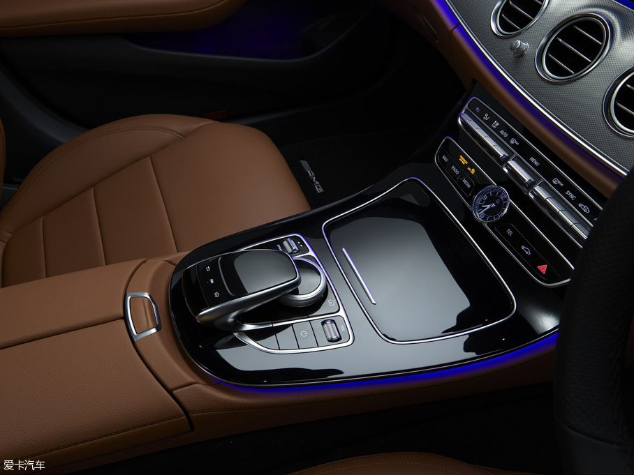 2016YE(M) E 220d Diesel