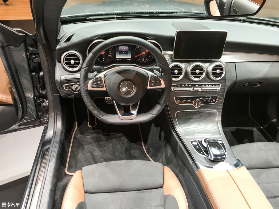 2016YC(j)Cabriolet C 220d 4MATIC