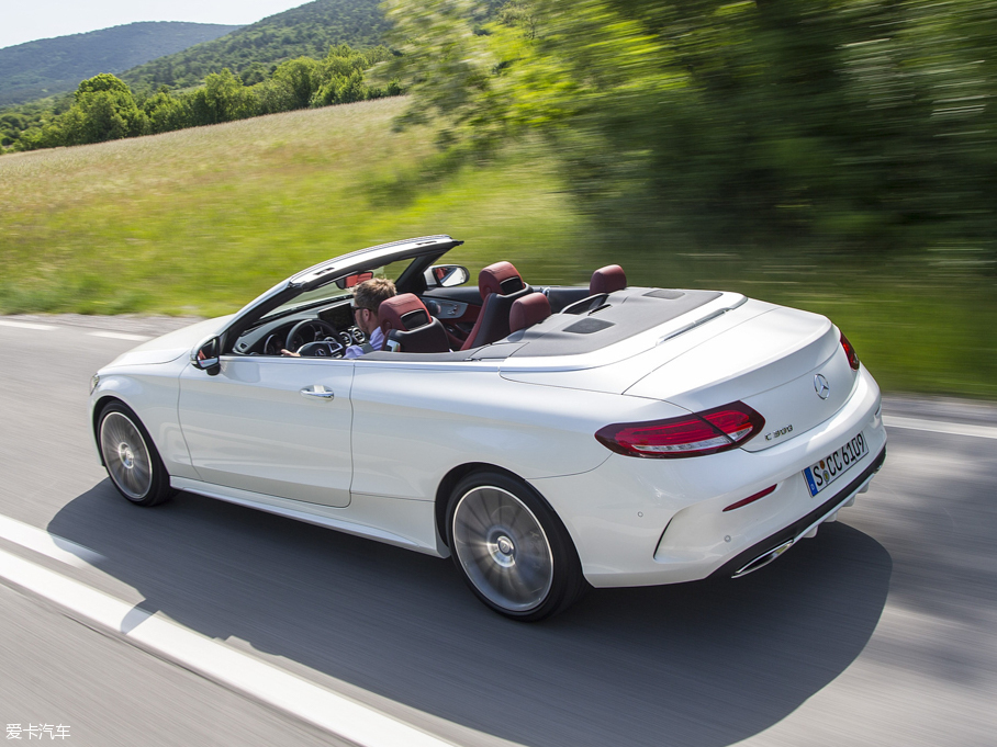 2016YCCabriolet C 300