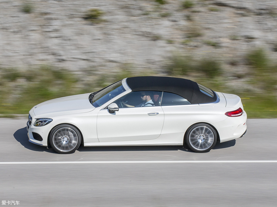 2016YCCabriolet C 300