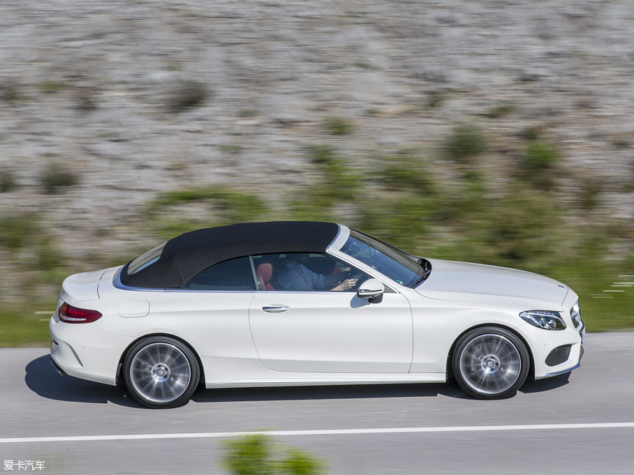 2016YCCabriolet C 300