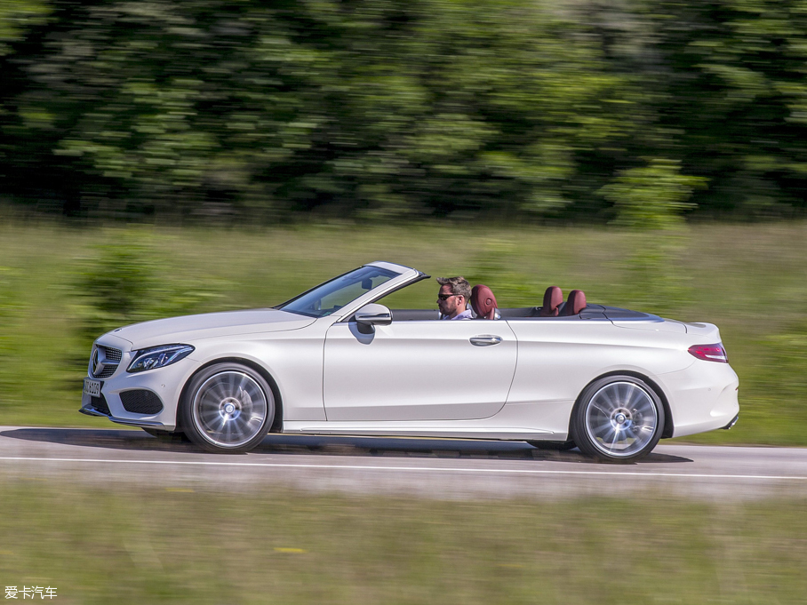 2016YCCabriolet C 300