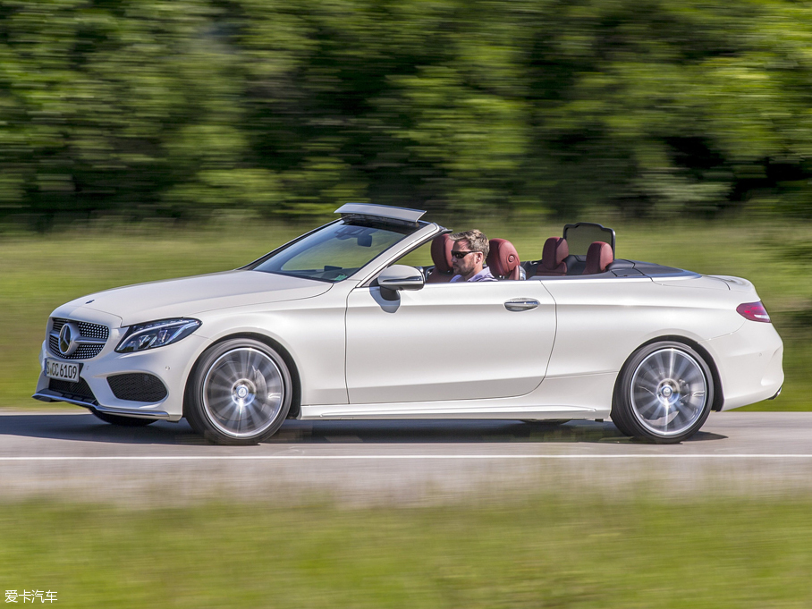 2016YCCabriolet C 300