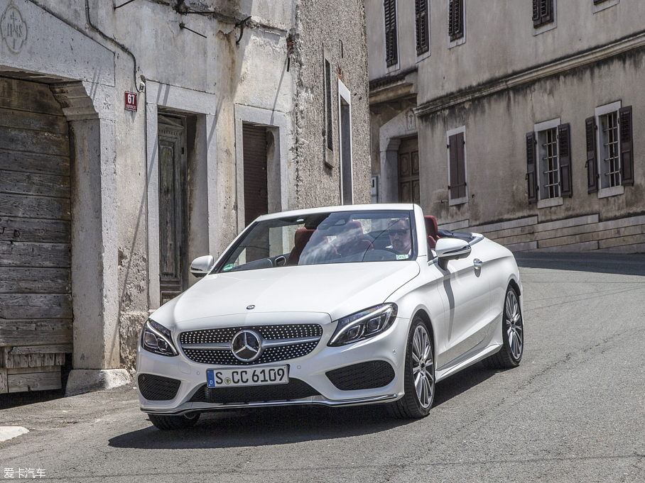 2016YC(j)Cabriolet C 300
