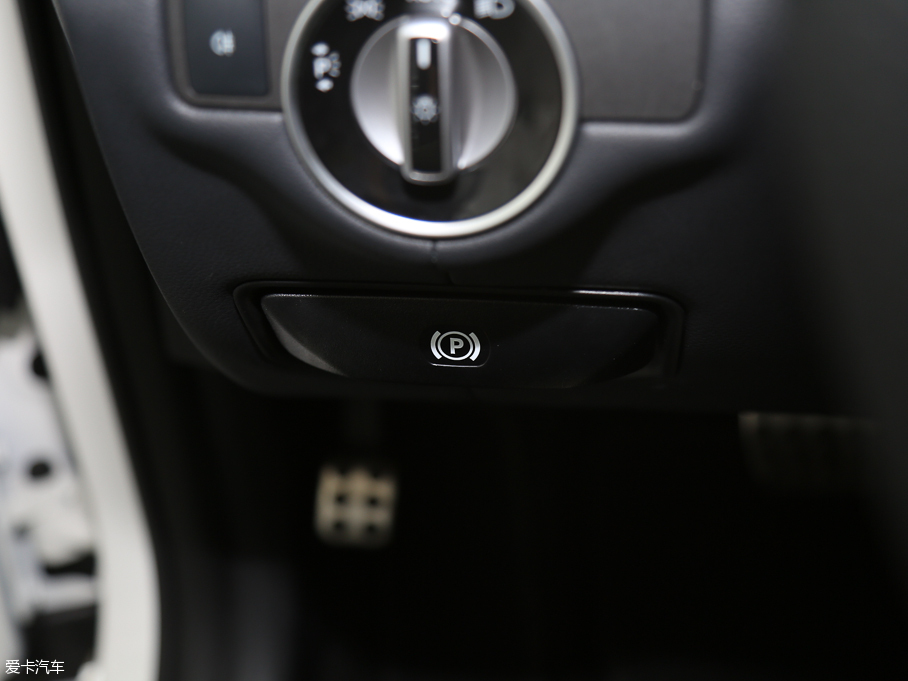 2016YCLSCb܇ CLS 260 Cb܇