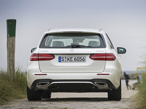 2016款E400 整体外观