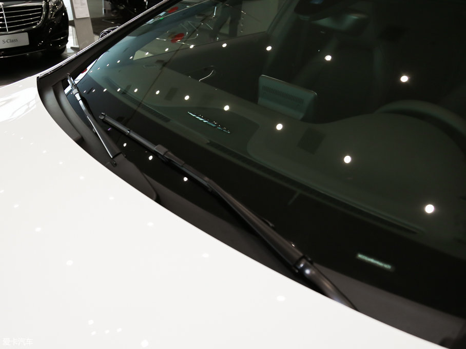 2017YCLA CLA 220 4MATIC