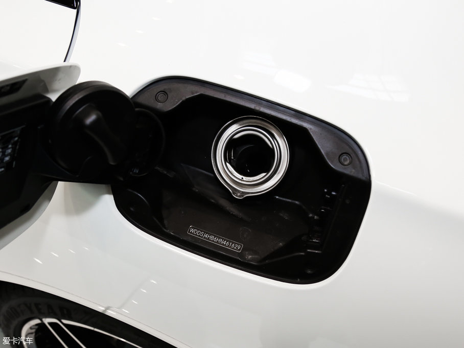 2017YCLA CLA 220 4MATIC