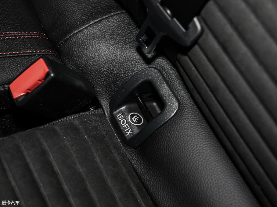 2017YCLA CLA 220 4MATIC