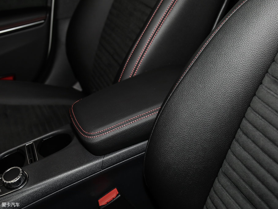 2017YCLA CLA 220 4MATIC