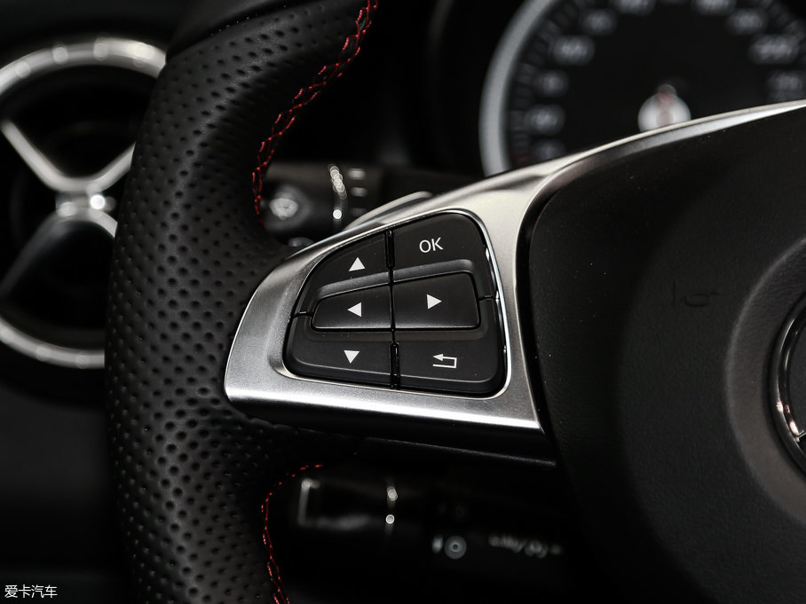 2017YCLA CLA 220 4MATIC