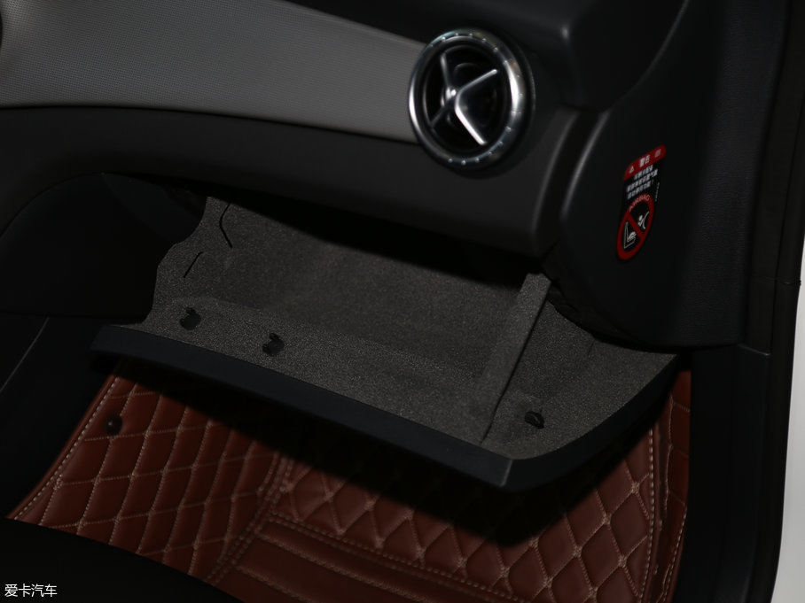 2017YCLA Ŀ CLA 200 Ӹ