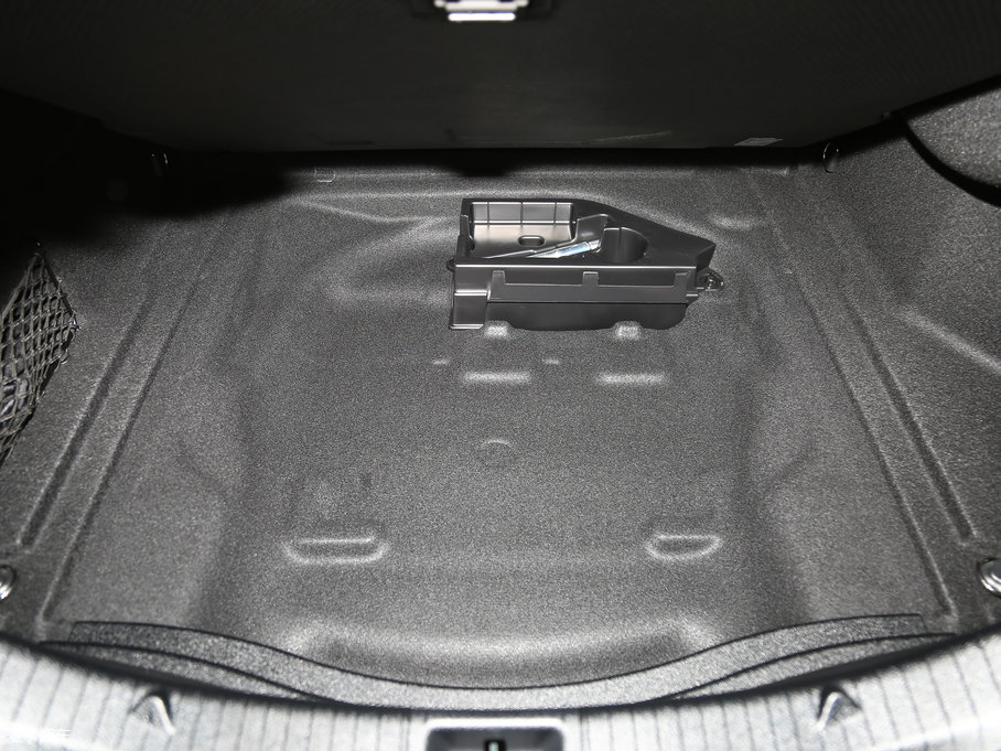 2017YCLA Ŀ CLA 200 Ӹ