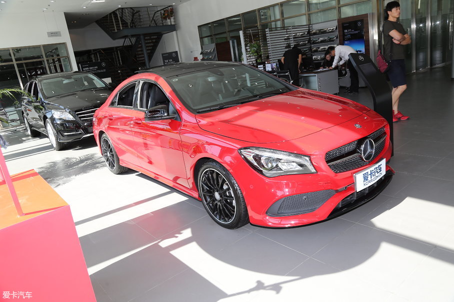 2017CLA Ŀ CLA 260 4MATIC