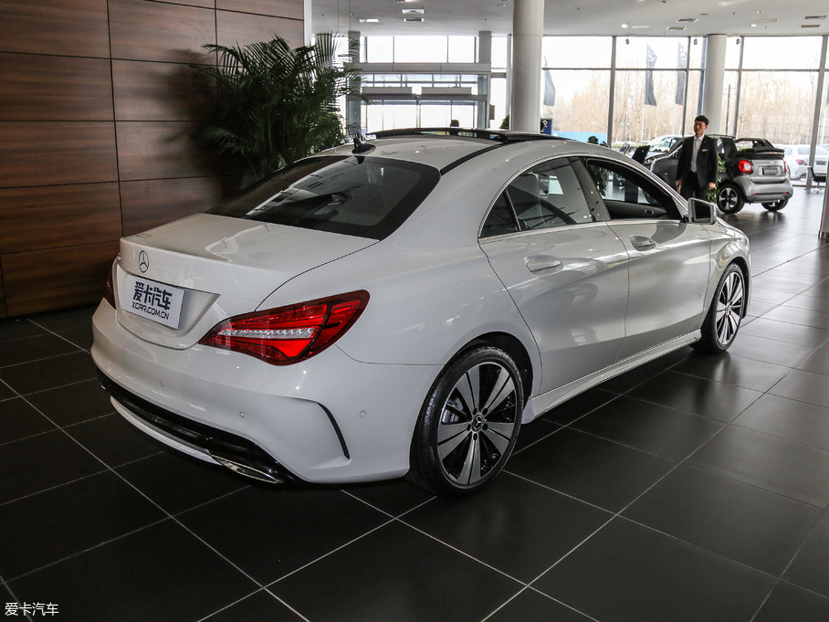 2017YCLA Ŀ CLA 200 r