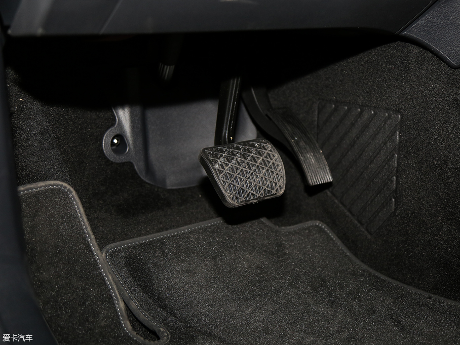 2017��YCLA �Ŀ� CLA 200 �r����