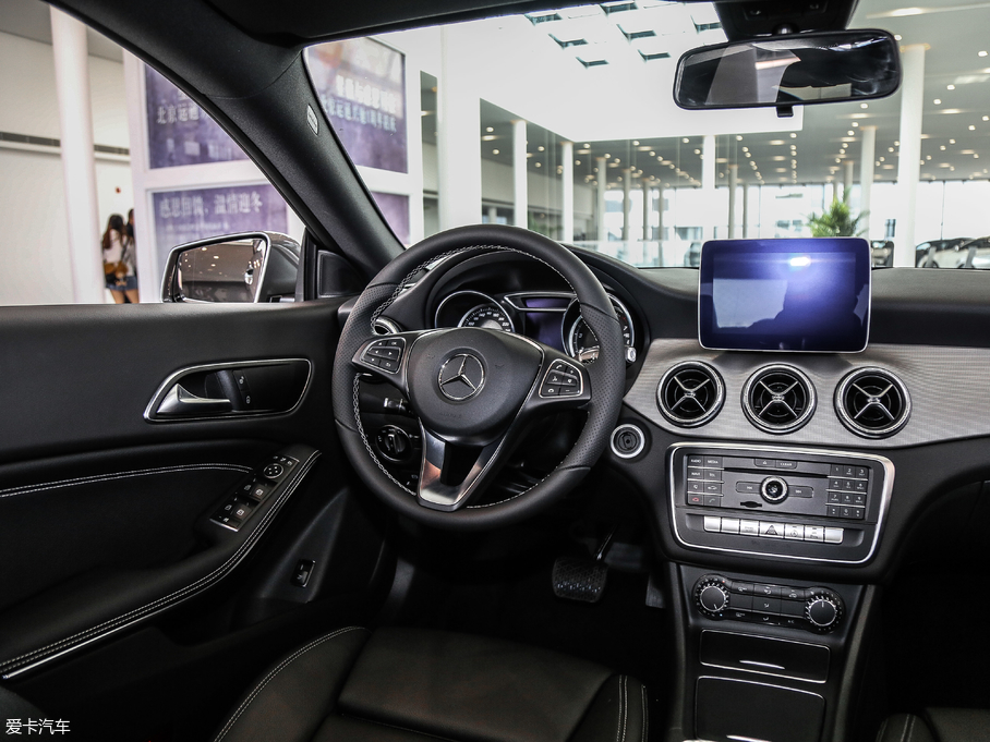 2017YCLA Ŀ CLA 200 Ӹ