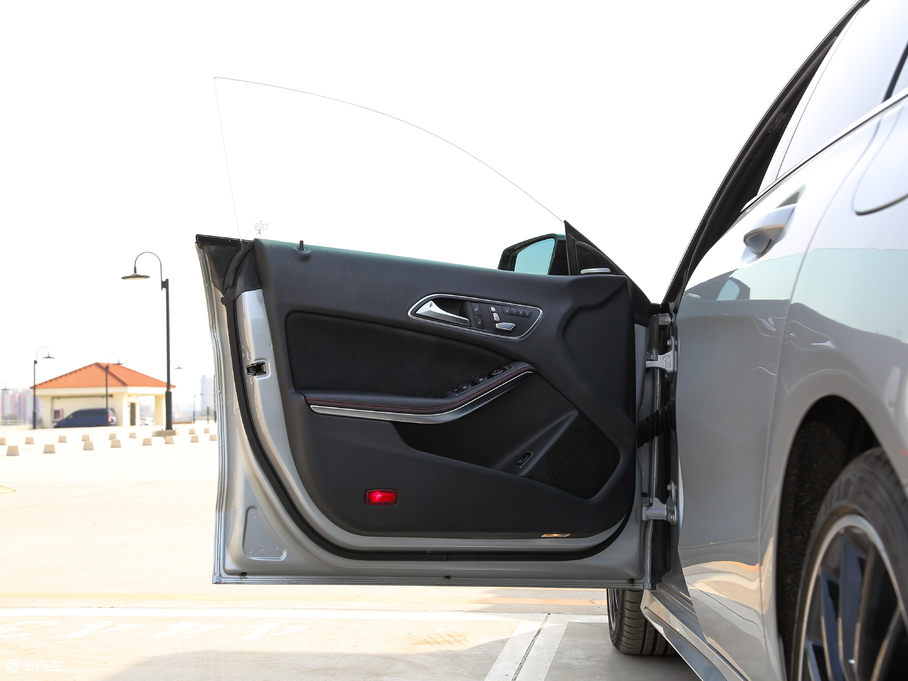 2017YCLA Ŀ CLA 220 4MATIC