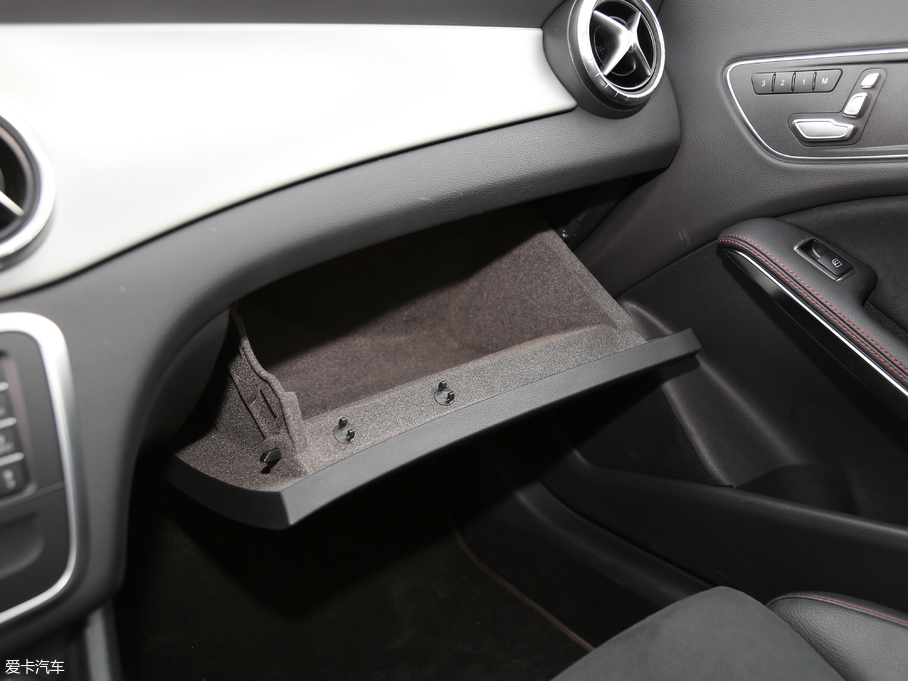 2017YCLA Ŀ CLA 220 4MATIC