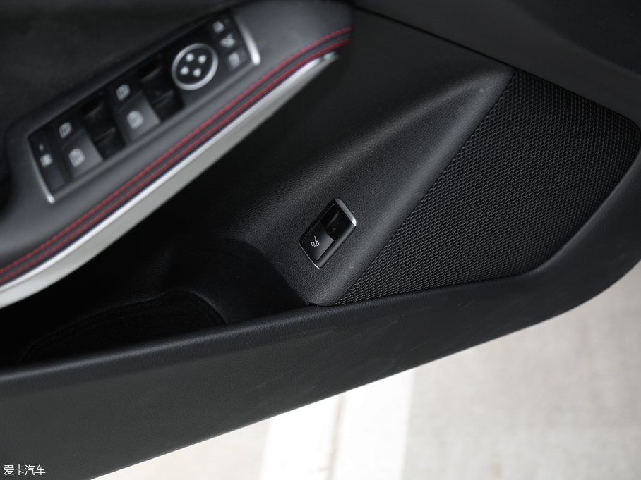 2017YCLA Ŀ CLA 220 4MATIC