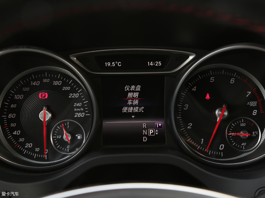 2017��YCLA �Ŀ� CLA 220 4MATIC