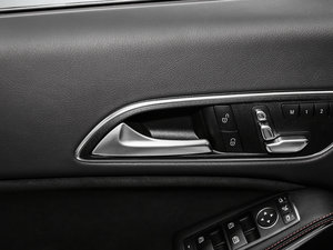 2017CLA 220 4MATIC g